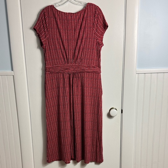 Boden Amelie Jersey Dress Red Chevron Twist Size 12 Long - Picture 7 of 10